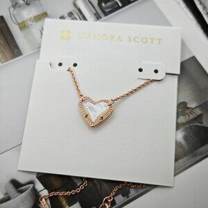 Kendra Scott rose Gold Necklace
